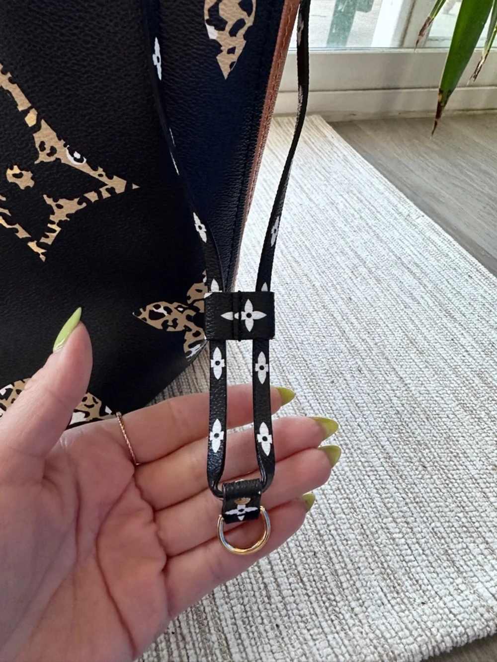 Louis Vuitton Black & Tan Monogram Neverfull GM Tote Giant Ltd Edition Jungle - Picture 9 of 16